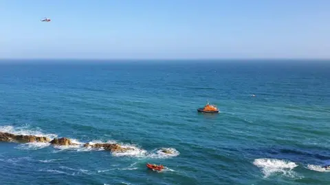 Kimmeridge Coastguard Durdle Door search