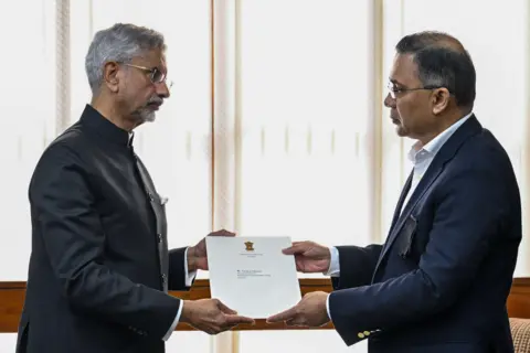 REUTERS India's Foreign Minister Subrahmanyam Jaishankar meets with Bangladesh Nationalist Party (BNP) acting chairman Tarique Rahman to convey condolences over his mother and former Prime Minister Khaleda Zia's death, in Dhaka, Bangladesh, December 31, 2025. Bangladesh Chief Adviser’s Press Wing/Handout via REUTERS