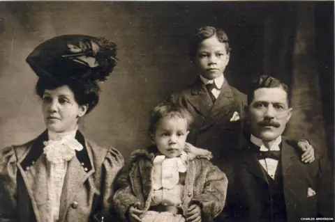 Charles Anderson William Nesbit with family