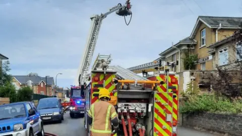 HIWFRS Former Parkbury Hotel in Broadway, Sandown