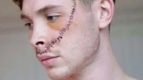 Charlotte Baxter Photography Leon Cheslett