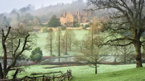 National Trust Images Andrew Butler Churchill and the Crown exhibition