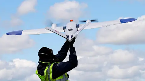 Un dron lanzado al cielo