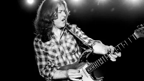 Rory Gallagher - Figure 3