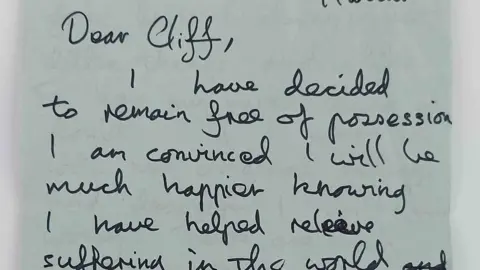 Hansons/PA Peter Green's handwritten letter that reads: "Dear Cliff, I have decided to remain free of possessions. I am convinced I will be much happier knowing I have helped relieve suffering in the world."