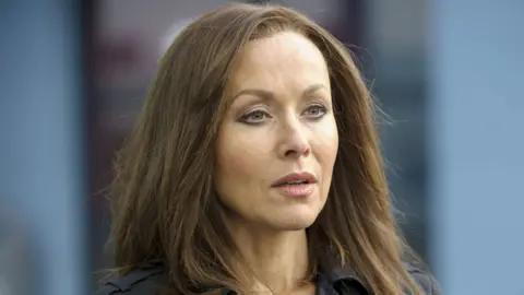 Amanda Mealing