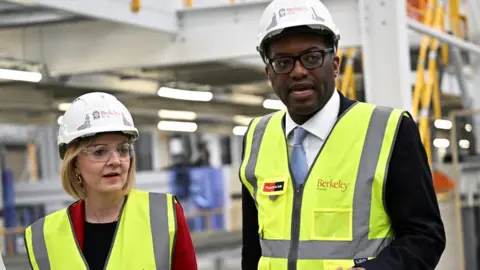 Reuters PM Truss and Chancellor of the Exchequer Kwarteng