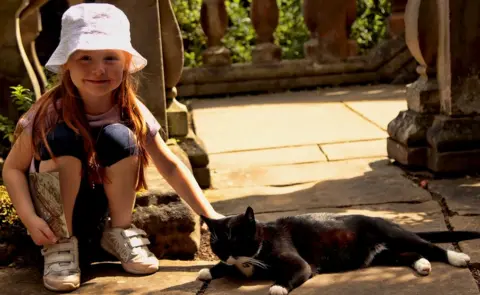 Jason Garton Abbie Garton and a cat