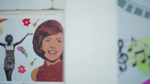 LJMU Mural depicting Cilla Black