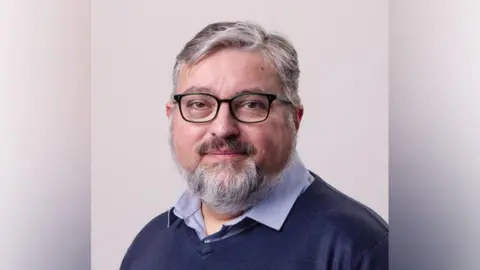 Gavin Forster Photography Councillor Ron Beadle