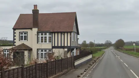 Google Punch Bowl House