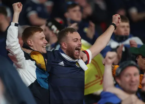 Reuters fans celebrate