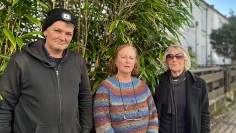 BBC Harry, Gaynor, and Roz of Armidale Cottages