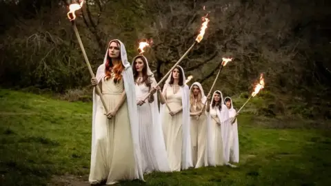 Mediaeval Baebes Mediaeval Baebes