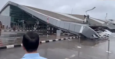 ANI Delhi Airport's roof collapsed