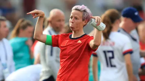 Megan rapinoe hot sale red jersey