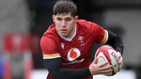 Steffan Emanuel attacks for Wales