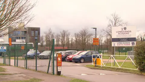 Martin Giles/BBC Street view of Longsands Academy in St Neots.