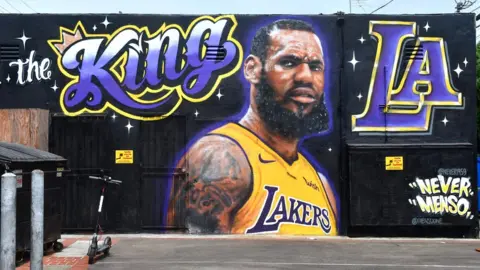 Getty Images A mural of LeBron James in a Los Angeles Lakers jersey in Venice, California, 9 July 2018