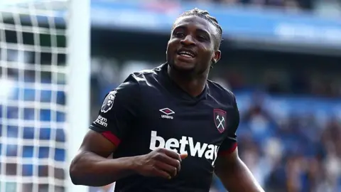 Mohammed Kudus playing for West Ham