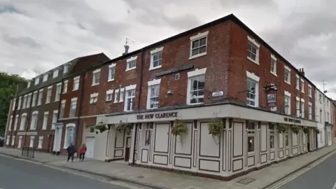 Google The New Clarence pub in Hull