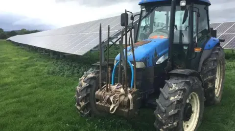 Tractor by star  panels