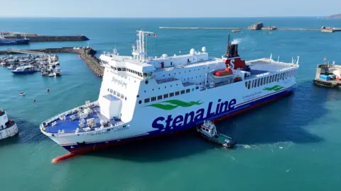 The photo shows the boat the Stena Vinga