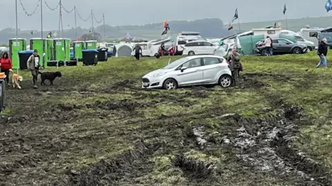 Evie Harley Cars stuck