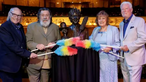 The Grand Theatre Mick Miller, Ricky Tomlinson, Lady Anne Dodd and Roy Walker