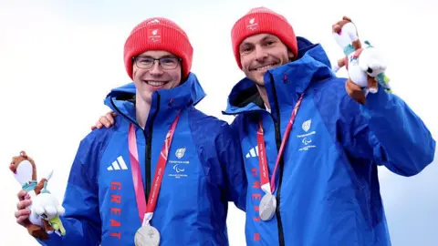 Neil Simpson and Rob Poth on the Paralympic podium