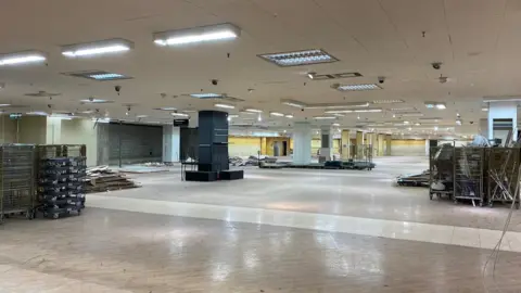 Ben Parker/BBC The former Debenhams store in Ipswich