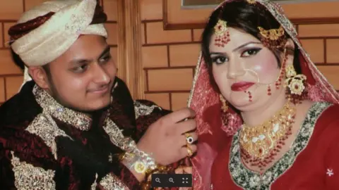 Suhail and Riza on their wedding day in Pakistan