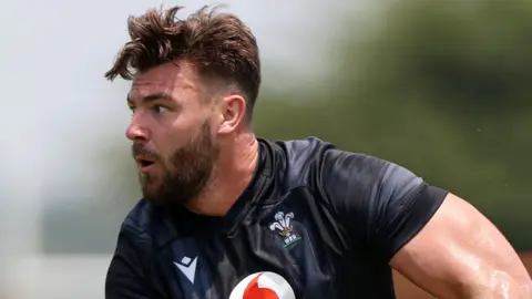 Johnny Williams in training