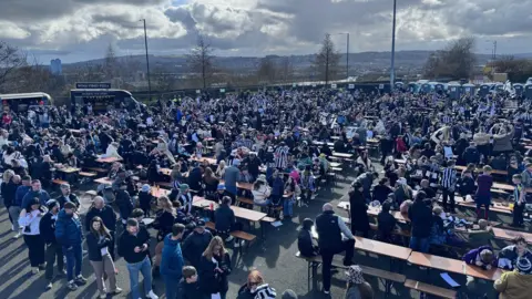 Thousands of fans of all ages outside at the Newcastle arena fanzone