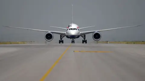 Getty image aircraft on runway in Heathro 