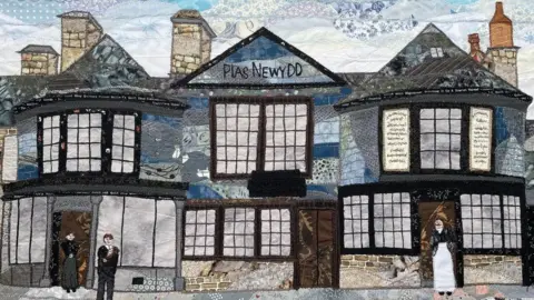 Josie Russell A cloth patchwork image of Plas Newydd