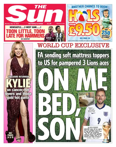 The headline on the front page of the Sun reads: "On me bed, son."
