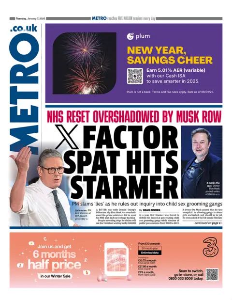 Judul berita di Metro berbunyi: "Pertengkaran X Factor menimpa Starmer".