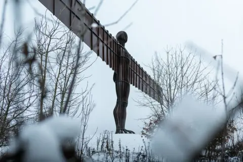 David Minihane Angel of the North in the snow