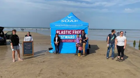 Plastic Free Torridge Beach clean