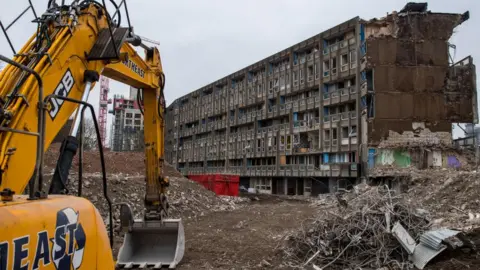 Getty Images Demolition of Robin Hood Gardens in east London