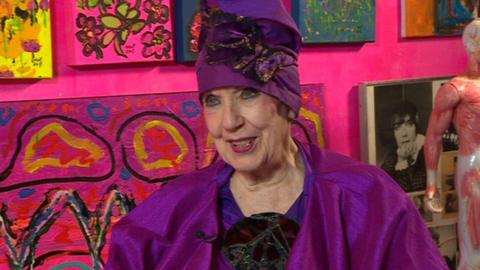 Welsh artist Molly Parkin on painting and partying - BBC News