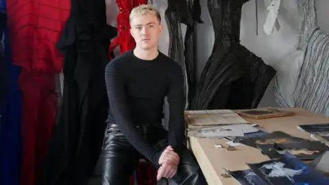 Mathilda Niclazon Maximilian Raynor