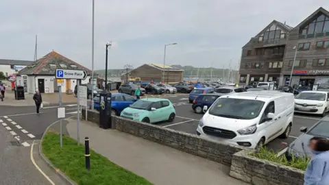 Google Maps Grove Place, Falmouth