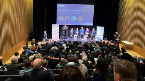 Susana Mendonca/BBC Mayoral election candidates at a hustings event