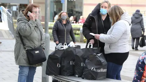 South Beds News Agency Shoppes in Hemel Hempstead