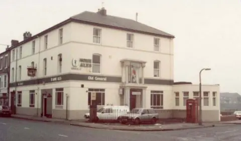 Picture the Past Old General Pub in 1985