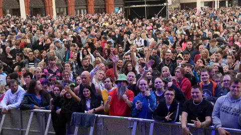 Dave Nelson Crowd at Blackpool Illuminations switch-on