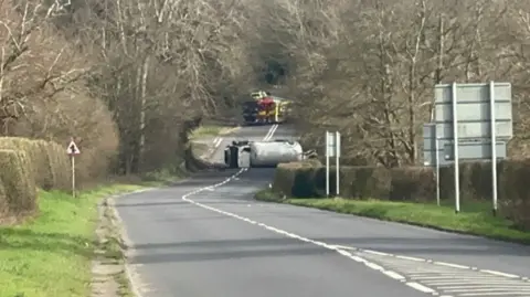 Image of the overturned lorry carrying liquid petroleum gas 