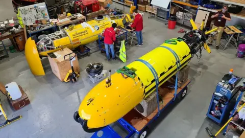 NOC Robot submarine